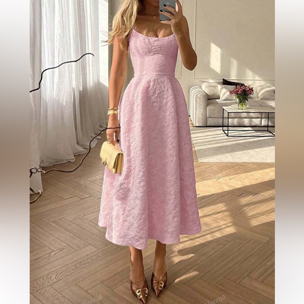 Elegant Pink Midi Skirt